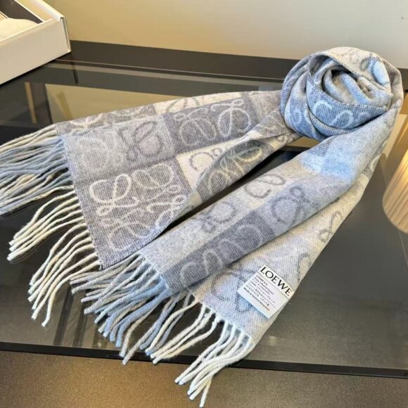 Loewe Accessories - Fashionable Dual-Sided Scarf